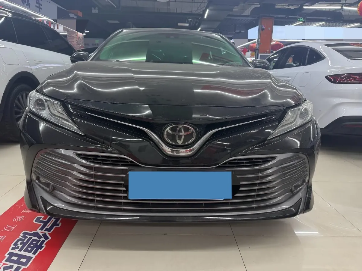 2018 Toyota Camry 2.5L 209HP L4 8AT,autocango,china used car exporter,china ev exporter,chinese used car exporter,chinese used ev exporter