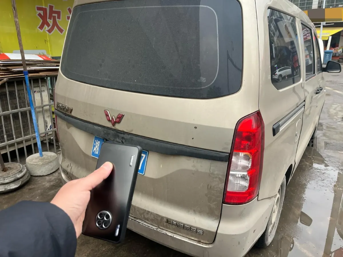 2019 WuLing HongGuang V 1.5L 105HP L4 5MT,autocango,china used car exporter,china ev exporter,chinese used car exporter,chinese used ev exporter