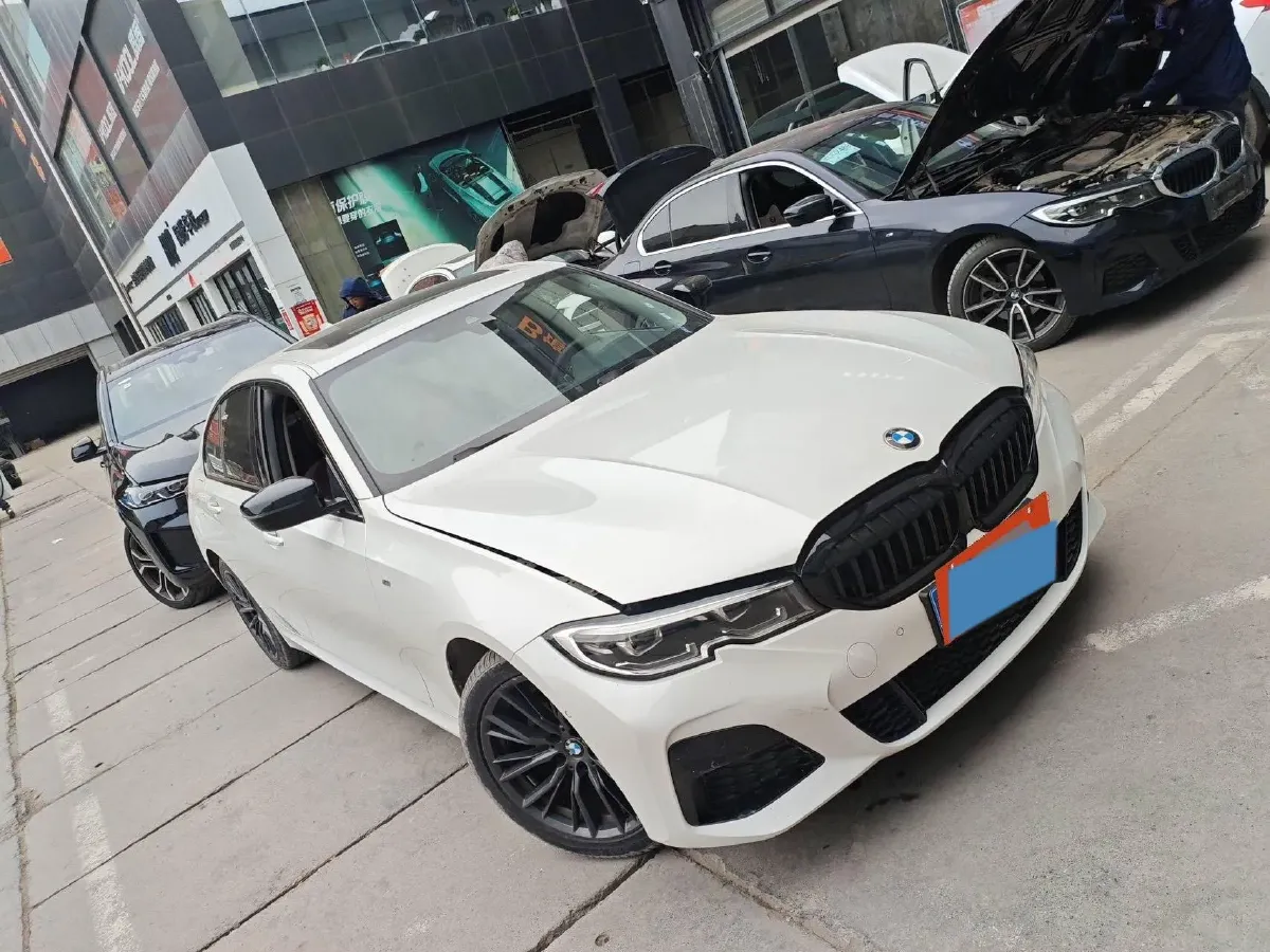 2021 BMW 3 Series 2.0T 184HP L4 8AT,autocango,china used car exporter,china ev exporter,chinese used car exporter,chinese used ev exporter