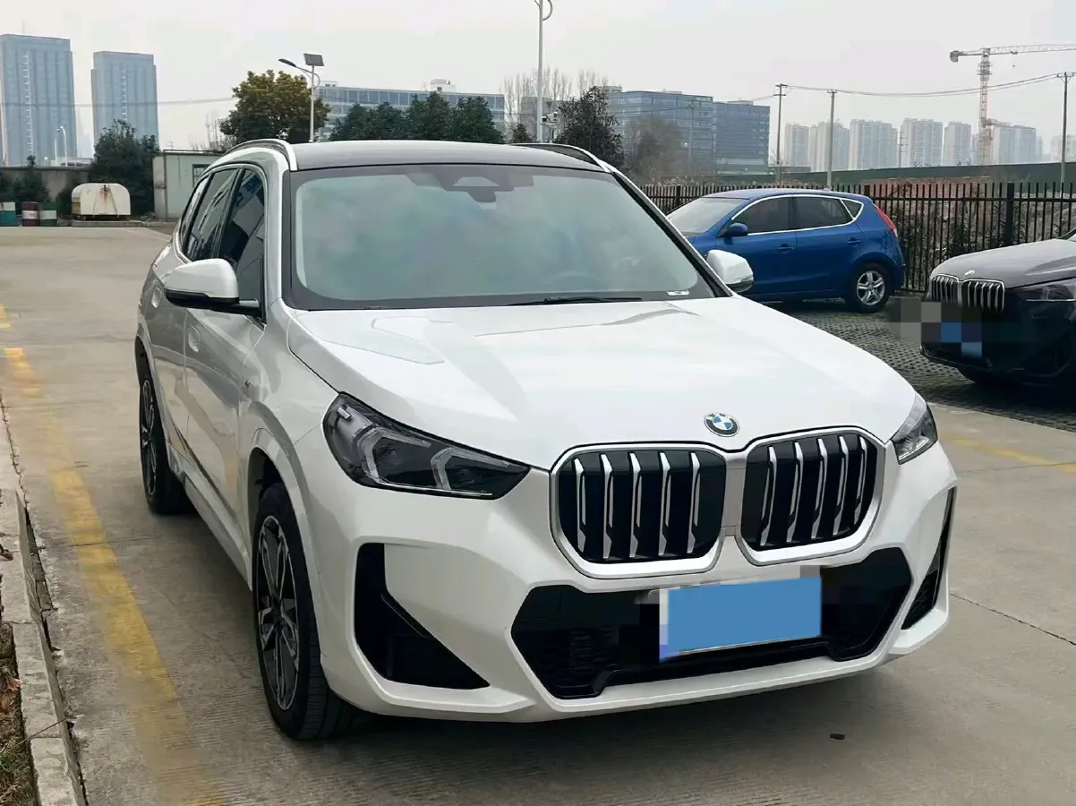 2024 BMW X1 2.0T 204HP L4 7DCT,autocango,china used car exporter,china ev exporter,chinese used car exporter,chinese used ev exporter