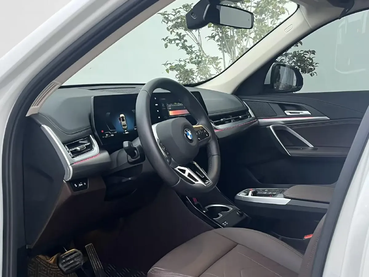 2024 BMW X1 2.0T 204HP L4 7DCT,autocango,china used car exporter,china ev exporter,chinese used car exporter,chinese used ev exporter