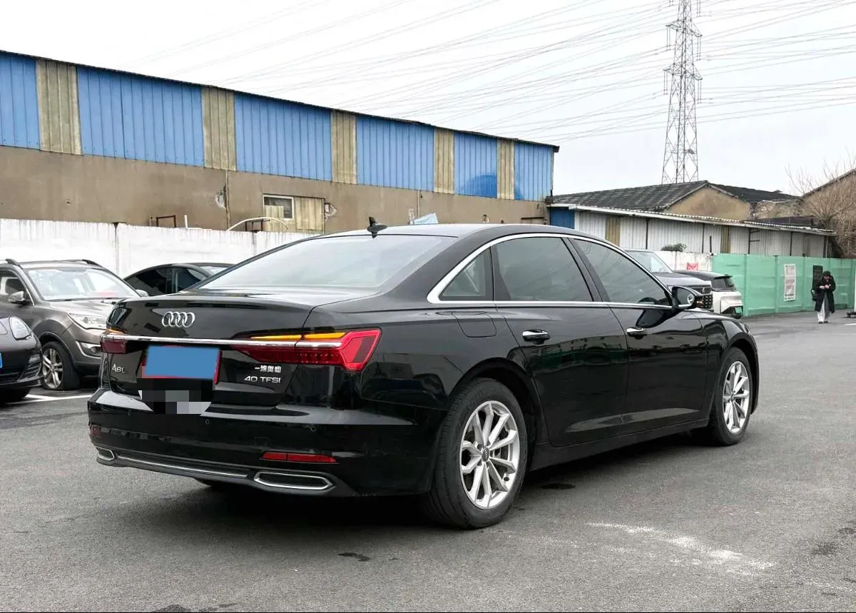 2021 Audi A6L 2.0T 190HP L4 7DCT,autocango,china used car exporter,china ev exporter,chinese used car exporter,chinese used ev exporter