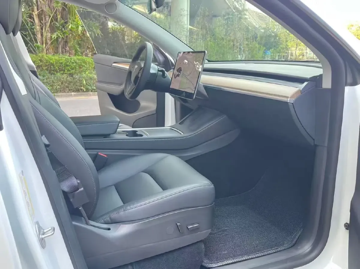 2021 Tesla Model Y BEV 60KWH,autocango,china used car exporter,china ev exporter,chinese used car exporter,chinese used ev exporter