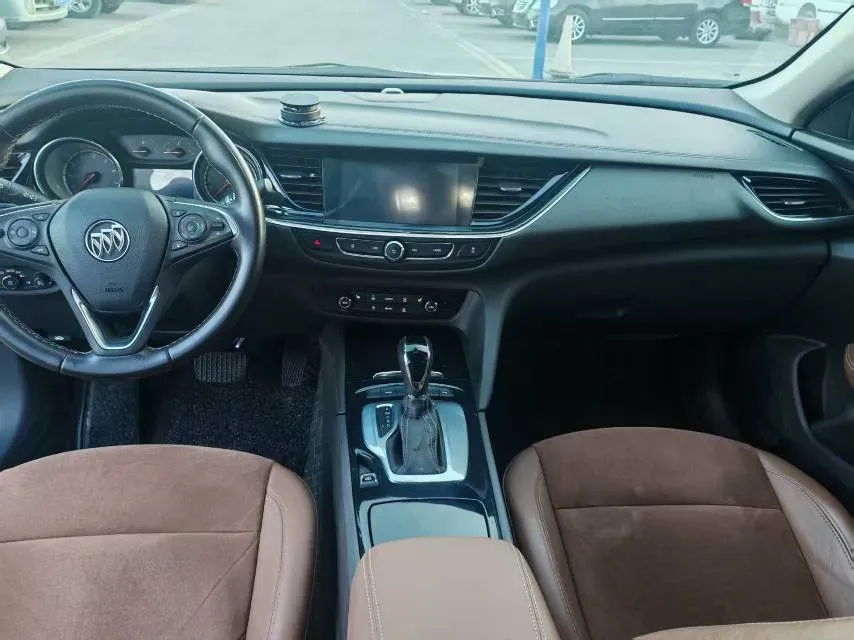 2020 Buick Regal 1.5T 169HP L4 9AT,autocango,china used car exporter,china ev exporter,chinese used car exporter,chinese used ev exporter