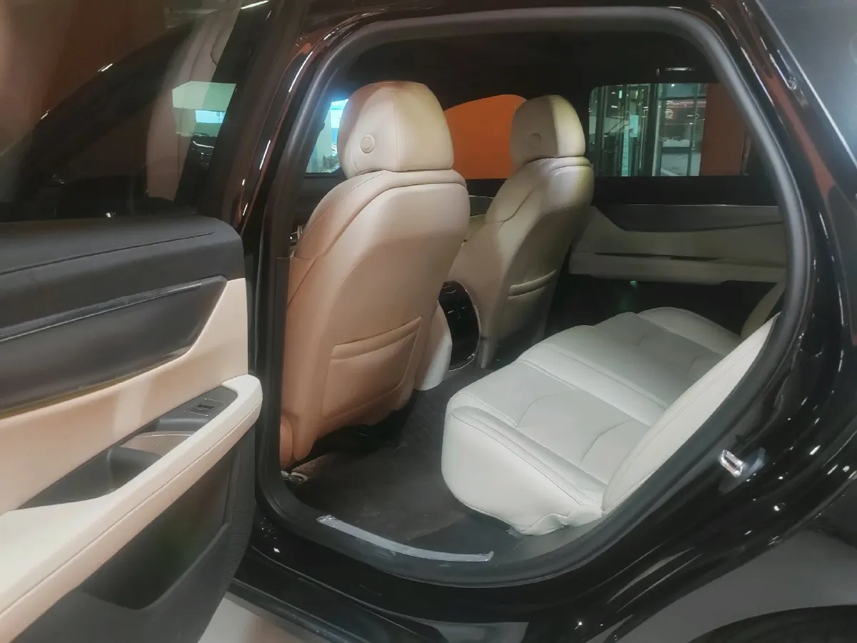 2023 Cadillac CT6 2.0T 237HP L4 10AT,autocango,china used car exporter,china ev exporter,chinese used car exporter,chinese used ev exporter