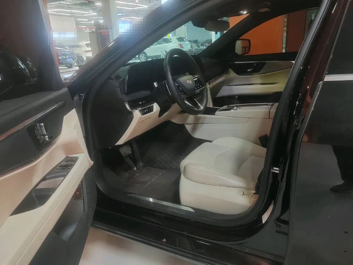 2023 Cadillac CT6 2.0T 237HP L4 10AT,autocango,china used car exporter,china ev exporter,chinese used car exporter,chinese used ev exporter