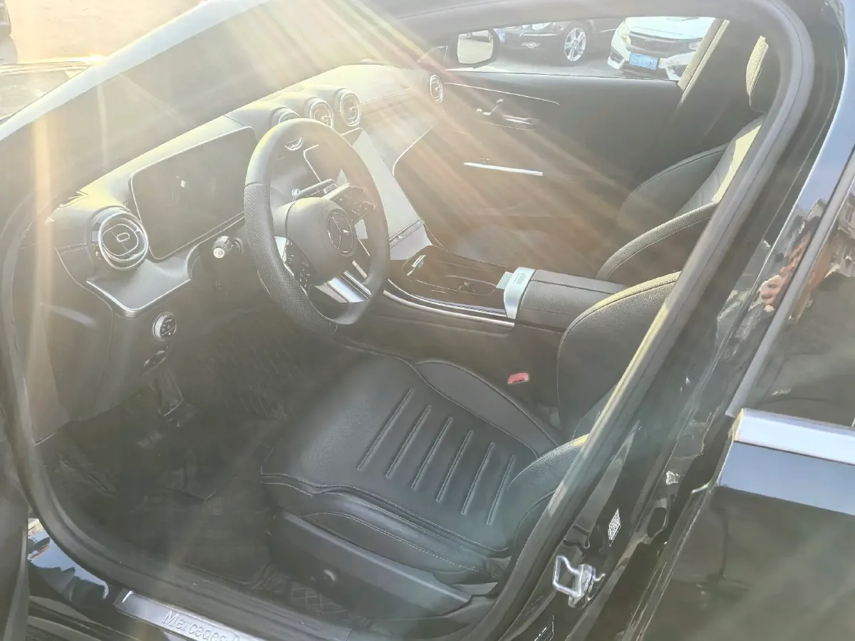 2023 Mercedes-Benz C Class 1.5T 204HP L4 9AT,autocango,china used car exporter,china ev exporter,chinese used car exporter,chinese used ev exporter