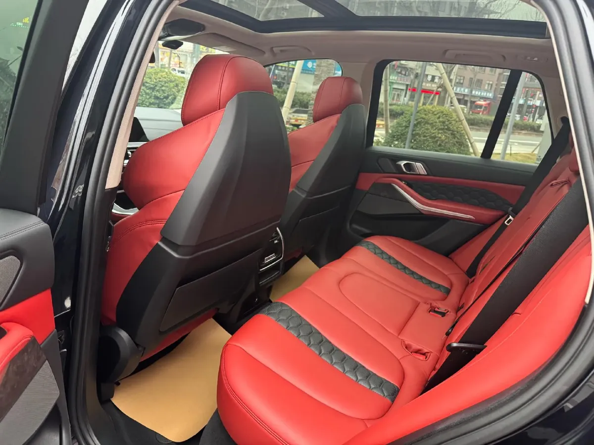 2020 BMW X5 3.0T 340HP L6 8AT,autocango,china used car exporter,china ev exporter,chinese used car exporter,chinese used ev exporter