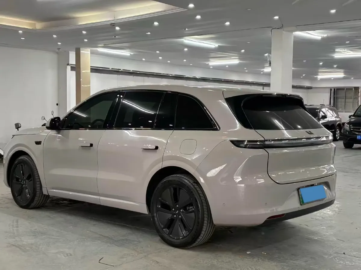 2024 Li L6 Range Extended 154HP L4 REEV 36.8KWH,autocango,china used car exporter,china ev exporter,chinese used car exporter,chinese used ev exporter