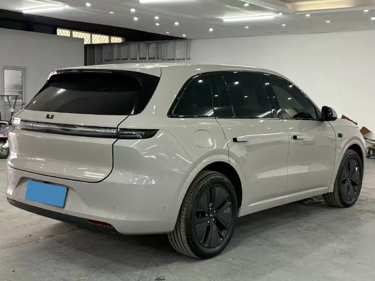2024 Li L6 Range Extended 154HP L4 REEV 36.8KWH,autocango,china used car exporter,china ev exporter,chinese used car exporter,chinese used ev exporter