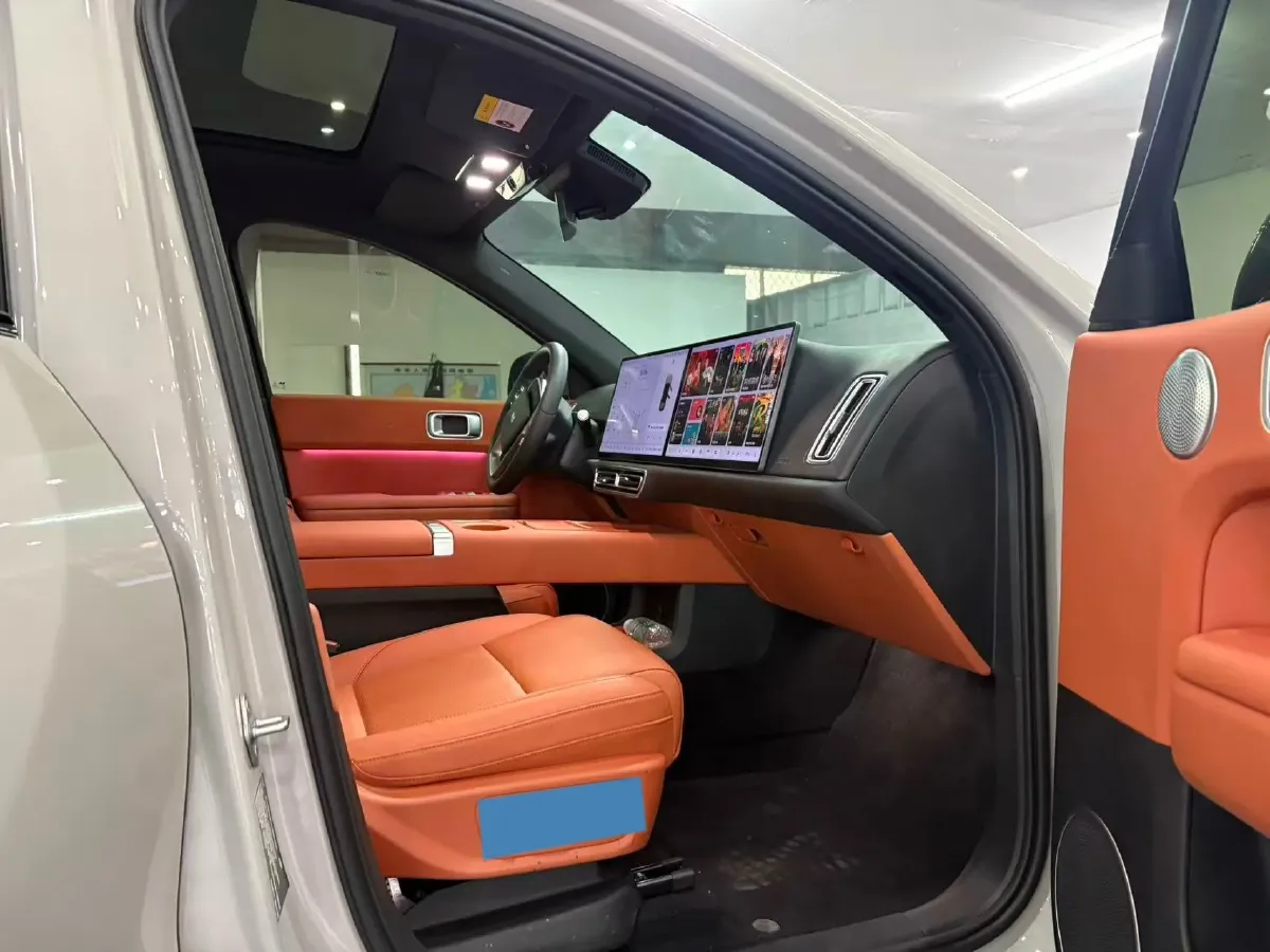 2024 Li L6 Range Extended 154HP L4 REEV 36.8KWH,autocango,china used car exporter,china ev exporter,chinese used car exporter,chinese used ev exporter