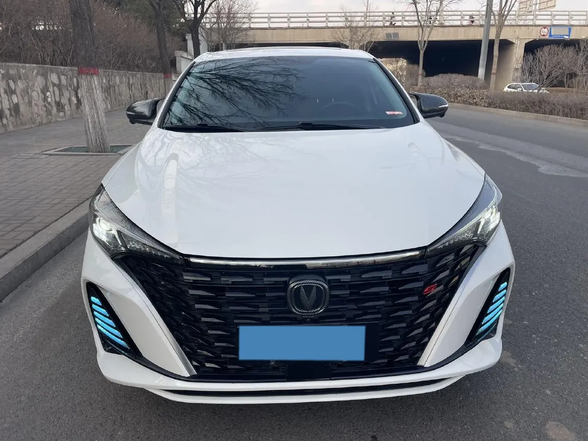 2022 ChangAn Eado 1.4T 160HP L4 7DCT,autocango,china used car exporter,china ev exporter,chinese used car exporter,chinese used ev exporter