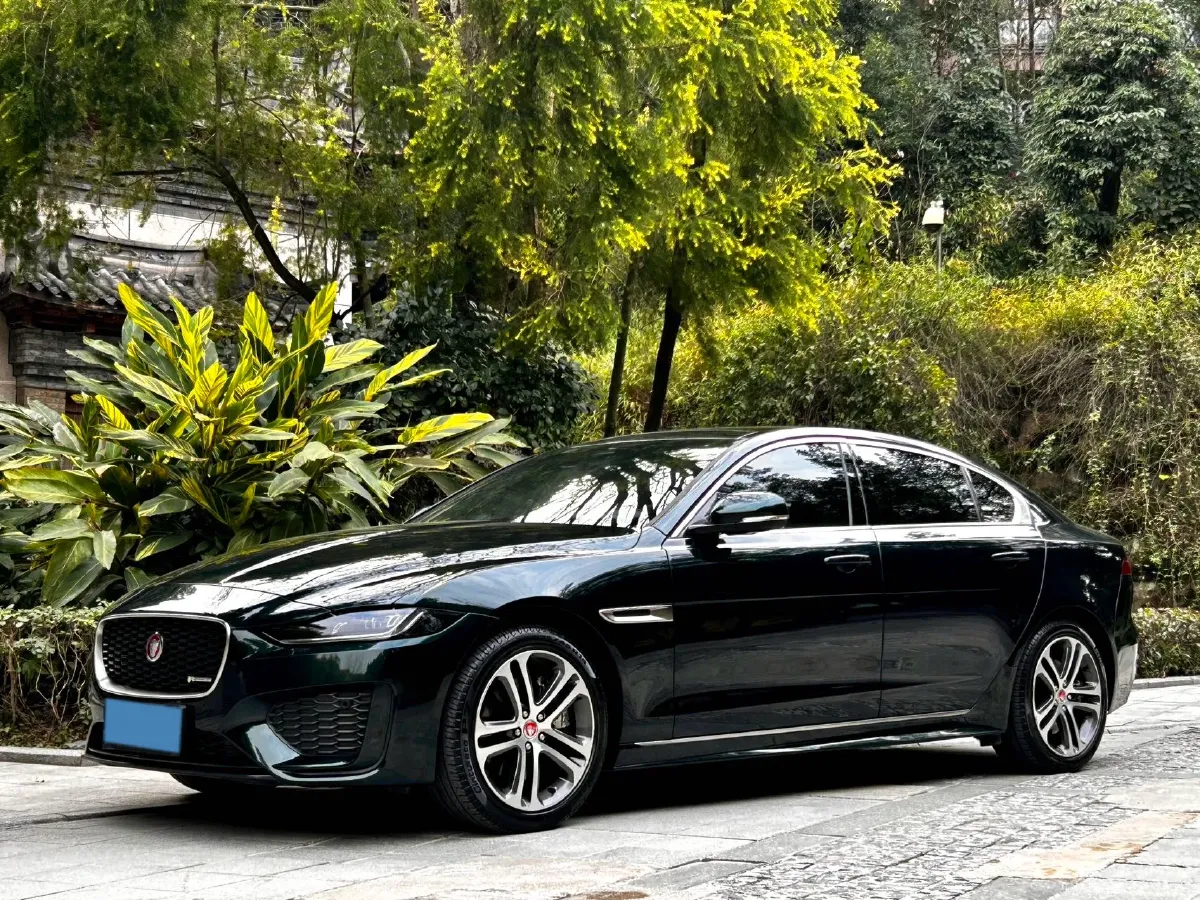 2022 Jaguar XEL 2.0T 250HP L4 8AT,autocango,china used car exporter,china ev exporter,chinese used car exporter,chinese used ev exporter