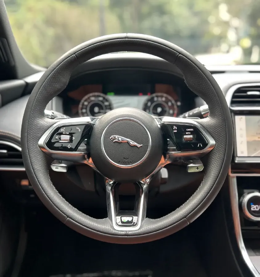 2022 Jaguar XEL 2.0T 250HP L4 8AT,autocango,china used car exporter,china ev exporter,chinese used car exporter,chinese used ev exporter