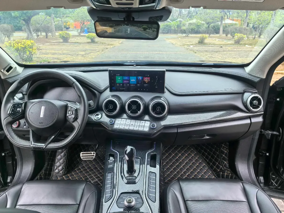 2020 WEY VV7 GT 2.0T 227HP L4 7DCT,autocango,china used car exporter,china ev exporter,chinese used car exporter,chinese used ev exporter