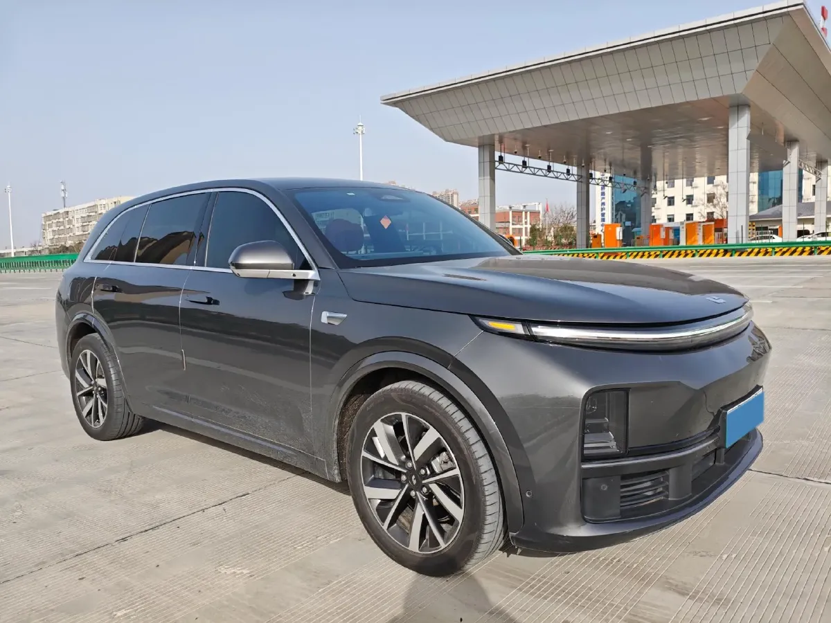2023 Li L7 Range Extended 154HP REEV 40.9KWH,autocango,china used car exporter,china ev exporter,chinese used car exporter,chinese used ev exporter