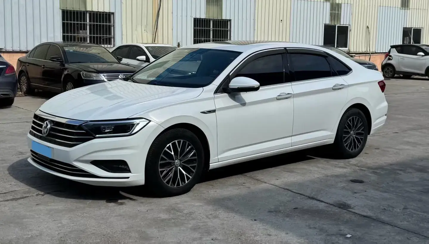 2020 Volkswagen Sagitar 1.4T 150HP L4 7DCT