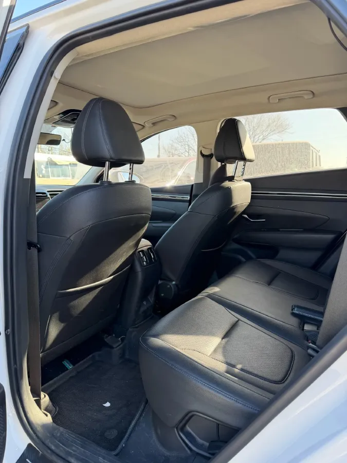 2023 Hyundai Tucson 1.5T 200HP L4 8AT,autocango,china used car exporter,china ev exporter,chinese used car exporter,chinese used ev exporter