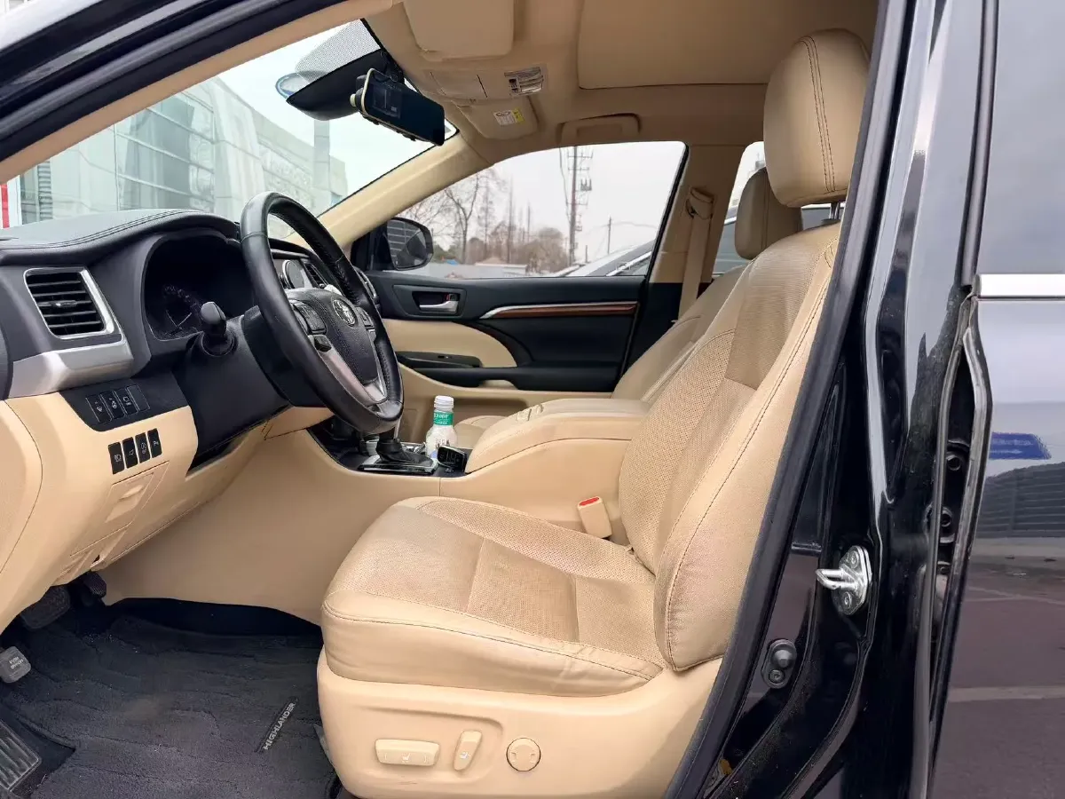 2018 Toyota Highlander 2.0T 220HP L4 6AT,autocango,china used car exporter,china ev exporter,chinese used car exporter,chinese used ev exporter