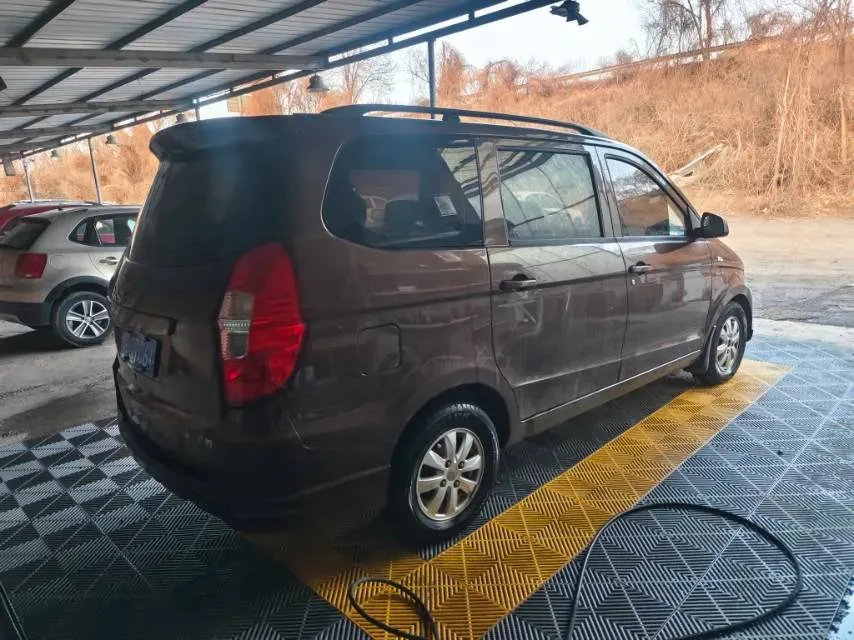 2016 WuLing HongGuang 1.5L 112HP L4 5MT,autocango,china used car exporter,china ev exporter,chinese used car exporter,chinese used ev exporter
