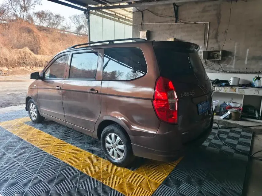 2016 WuLing HongGuang 1.5L 112HP L4 5MT,autocango,china used car exporter,china ev exporter,chinese used car exporter,chinese used ev exporter