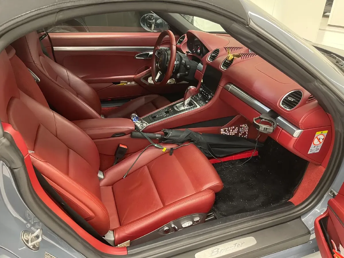 2018 Porsche 718 2.0T 250HP H4 7DCT,autocango,china used car exporter,china ev exporter,chinese used car exporter,chinese used ev exporter