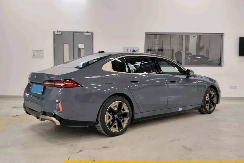 2024 BMW i5 BEV 79.05KWH,autocango,china used car exporter,china ev exporter,chinese used car exporter,chinese used ev exporter