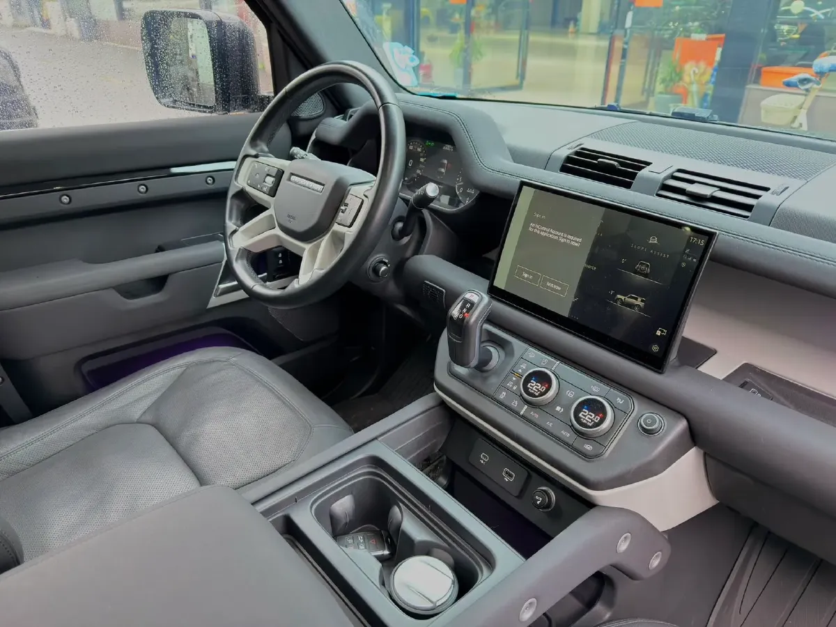 2023 Land Rover Defender 3.0T 400HP L6 8AT,autocango,china used car exporter,china ev exporter,chinese used car exporter,chinese used ev exporter