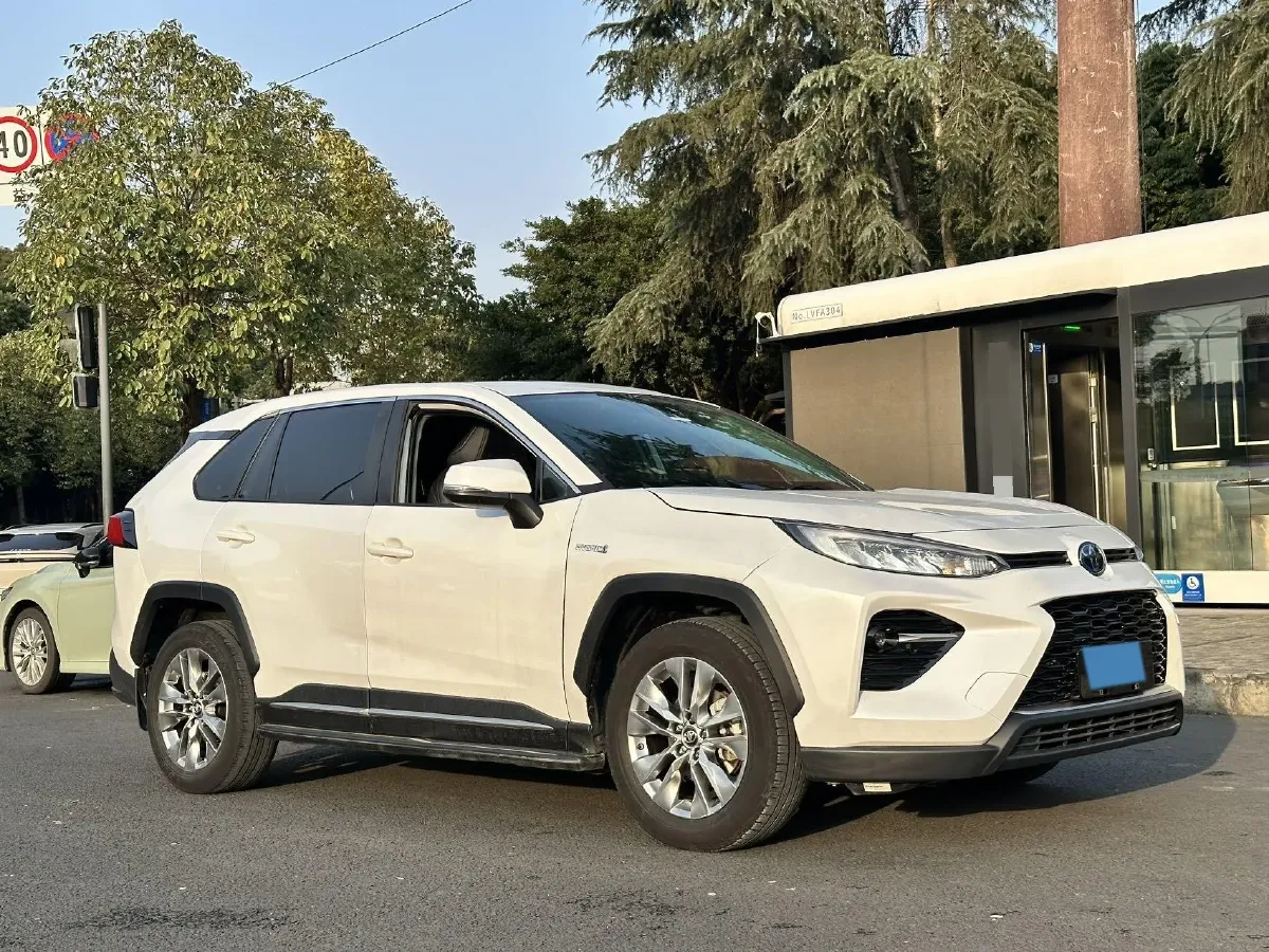 2022 Toyota Wildlander 2.5L 178HP L4 E-CVT Hybrid,autocango,china used car exporter,china ev exporter,chinese used car exporter,chinese used ev exporter