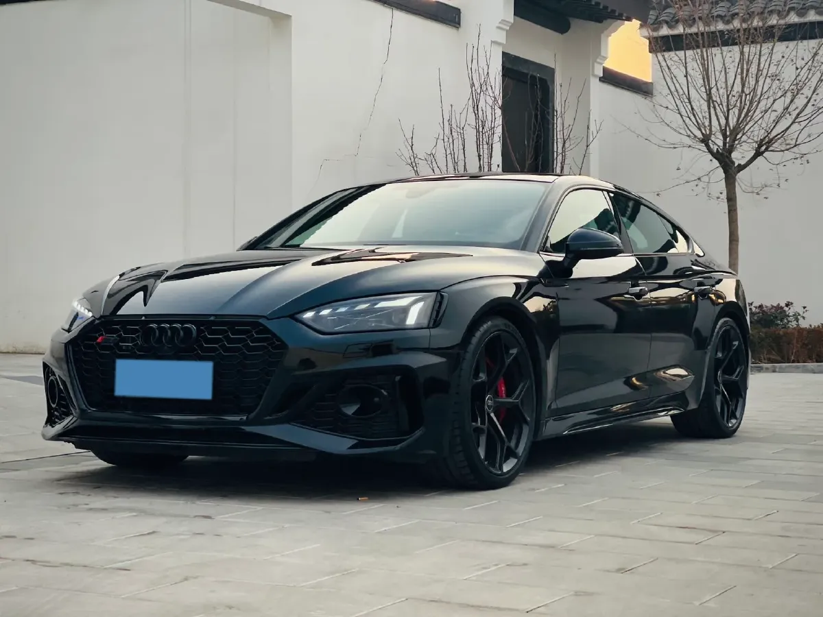 2023 Audi RS 5 2.9T 450HP V6 8AT,autocango,china used car exporter,china ev exporter,chinese used car exporter,chinese used ev exporter