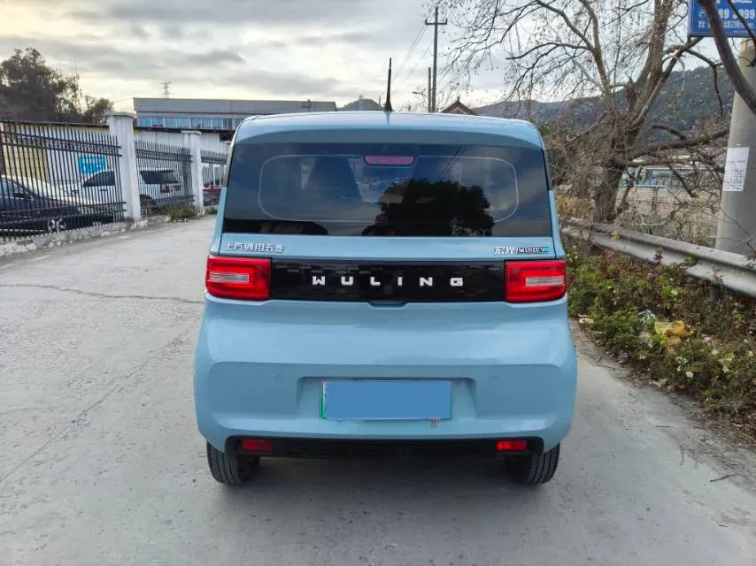 2020 WuLing HongGuang MINI EV BEV 9KWH,autocango,china used car exporter,china ev exporter,chinese used car exporter,chinese used ev exporter