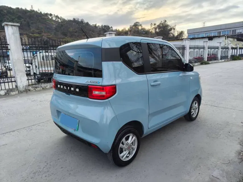 2020 WuLing HongGuang MINI EV BEV 9KWH,autocango,china used car exporter,china ev exporter,chinese used car exporter,chinese used ev exporter