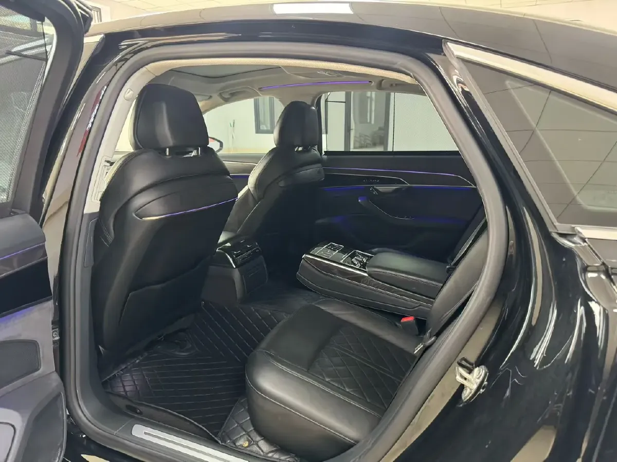 2021 Audi A8 3.0T 286HP V6 8AT,autocango,china used car exporter,china ev exporter,chinese used car exporter,chinese used ev exporter