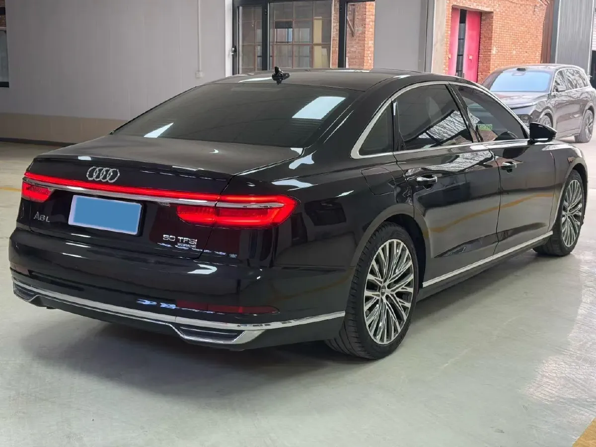 2021 Audi A8 3.0T 286HP V6 8AT,autocango,china used car exporter,china ev exporter,chinese used car exporter,chinese used ev exporter