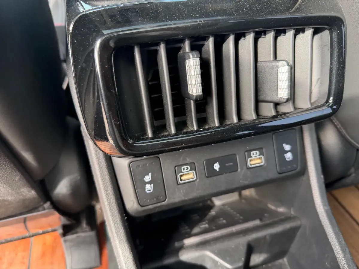 2021 Hyundai Custo 2.0T 236HP L4 8AT,autocango,china used car exporter,china ev exporter,chinese used car exporter,chinese used ev exporter