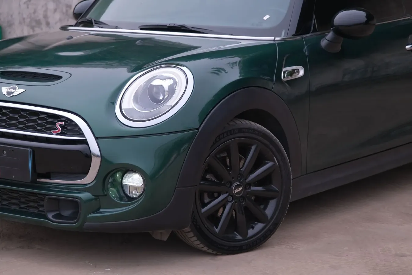 2017 MINI MINI 2.0T 192HP L4 6AT,autocango,china used car exporter,china ev exporter,chinese used car exporter,chinese used ev exporter