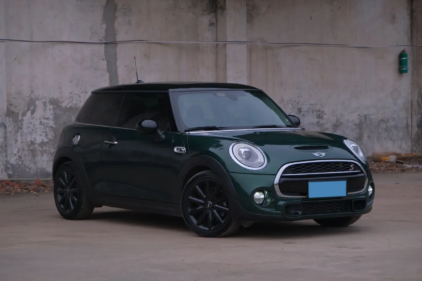 2017 MINI MINI 2.0T 192HP L4 6AT,autocango,china used car exporter,china ev exporter,chinese used car exporter,chinese used ev exporter