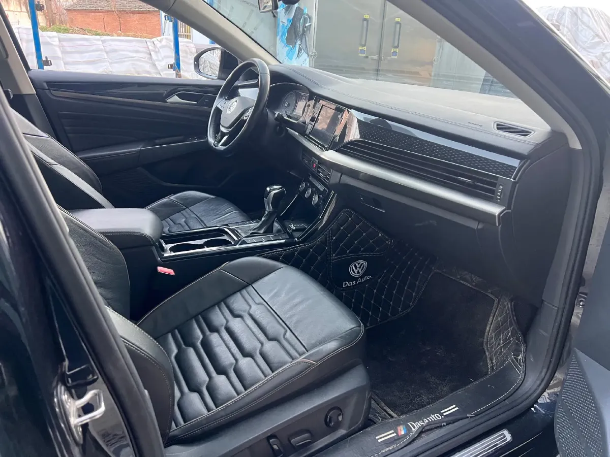 2019 Skoda Kodiak 2.0T 186HP L4 7DCT,autocango,china used car exporter,china ev exporter,chinese used car exporter,chinese used ev exporter