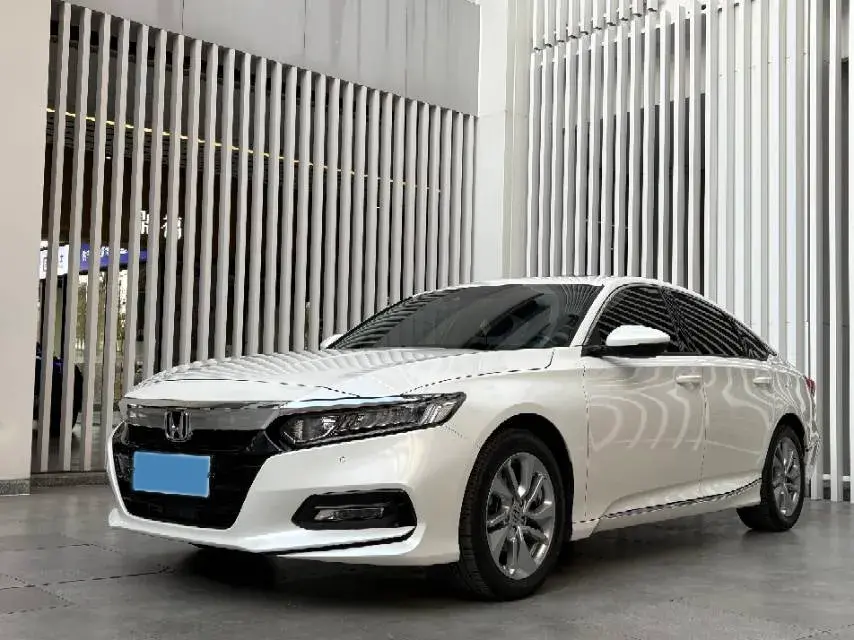 2021 Honda Accord 1.5T 194HP L4 CVT