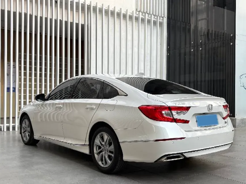 2021 Honda Accord 1.5T 194HP L4 CVT,autocango,china used car exporter,china ev exporter,chinese used car exporter,chinese used ev exporter