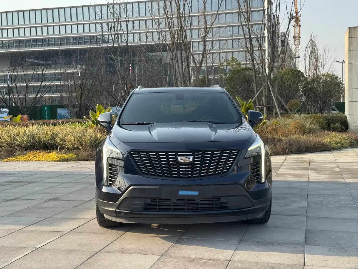 2021 Cadillac XT4 2.0T 237HP L4 9AT,autocango,china used car exporter,china ev exporter,chinese used car exporter,chinese used ev exporter