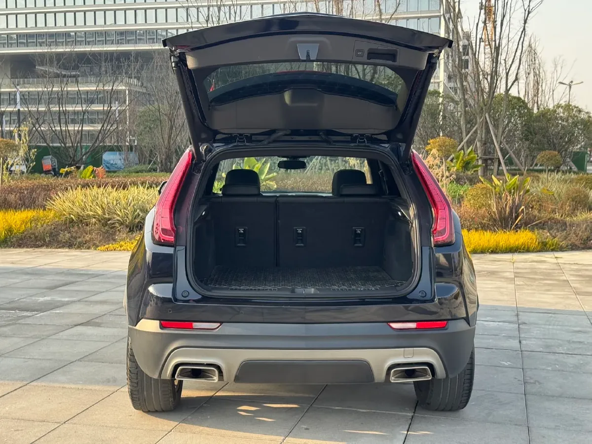 2021 Cadillac XT4 2.0T 237HP L4 9AT,autocango,china used car exporter,china ev exporter,chinese used car exporter,chinese used ev exporter