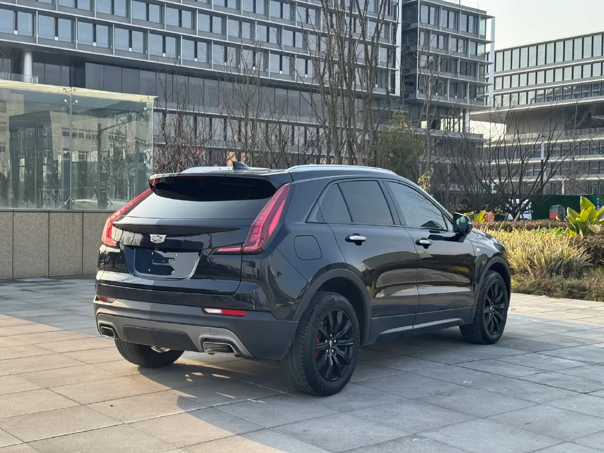 2021 Cadillac XT4 2.0T 237HP L4 9AT,autocango,china used car exporter,china ev exporter,chinese used car exporter,chinese used ev exporter