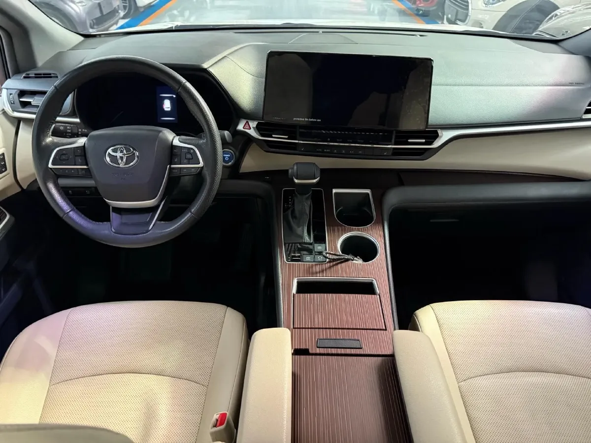 2023 Toyota Granvia 2.5L 189HP L4 E-CVT Hybrid,autocango,china used car exporter,china ev exporter,chinese used car exporter,chinese used ev exporter