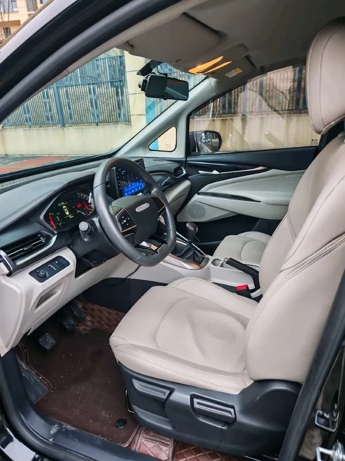 2023 MAXUS G50 1.5T 181HP L4 6MT,autocango,china used car exporter,china ev exporter,chinese used car exporter,chinese used ev exporter