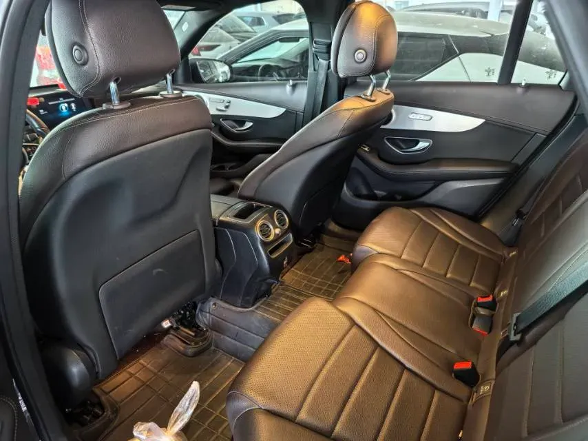 2022 Mercedes-Benz GLC Class 2.0T 197HP L4 9AT,autocango,china used car exporter,china ev exporter,chinese used car exporter,chinese used ev exporter