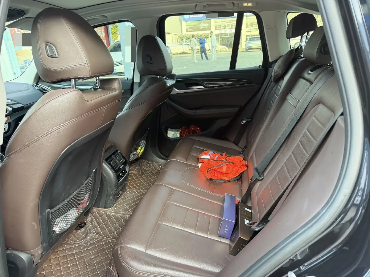 2021 BMW X3 2.0T 252HP L4 8AT,autocango,china used car exporter,china ev exporter,chinese used car exporter,chinese used ev exporter