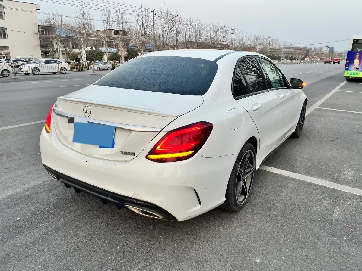 2020 Mercedes-Benz C Class 1.5T 184HP L4 9AT,autocango,china used car exporter,china ev exporter,chinese used car exporter,chinese used ev exporter