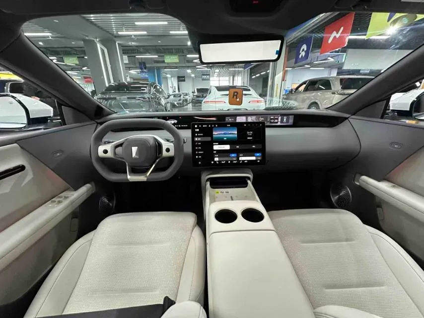 2025 Avatr 06 REEV 156HP REEV,autocango,china used car exporter,china ev exporter,chinese used car exporter,chinese used ev exporter