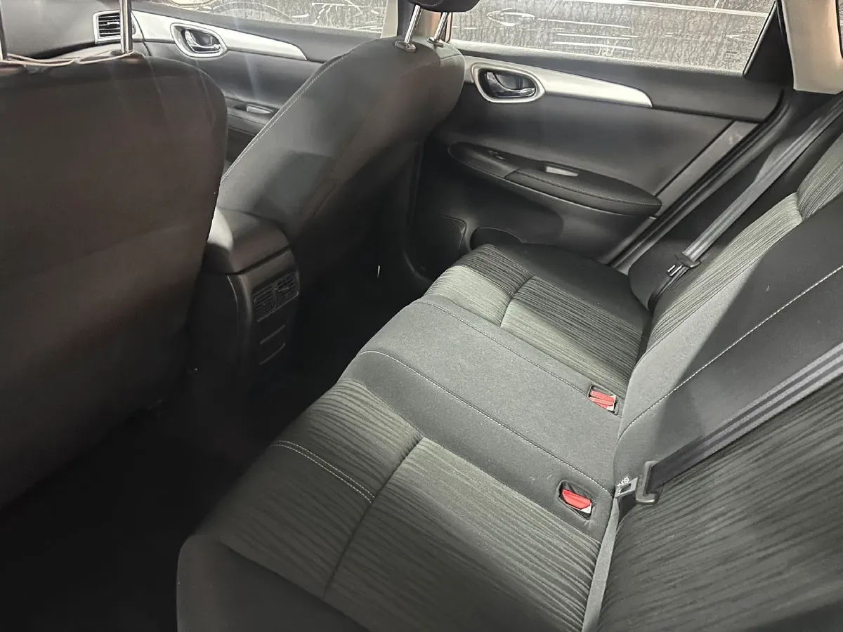 2024 Nissan Sylphy 1.6L 122HP L4 CVT,autocango,china used car exporter,china ev exporter,chinese used car exporter,chinese used ev exporter